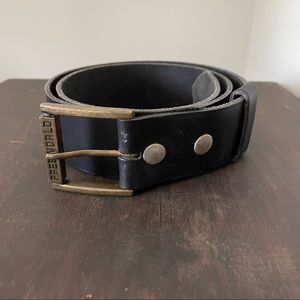 Free World Buckle w/ Belt